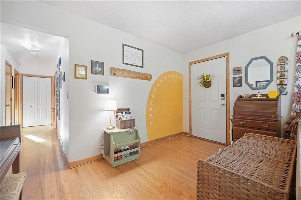 Photo 7 of 53 - 11811 E 53 Street, Kansas City, MO 64133