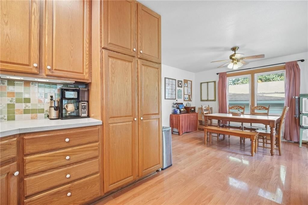 Photo 11 of 53, 11811 E 53 Street, Kansas City, MO 64133