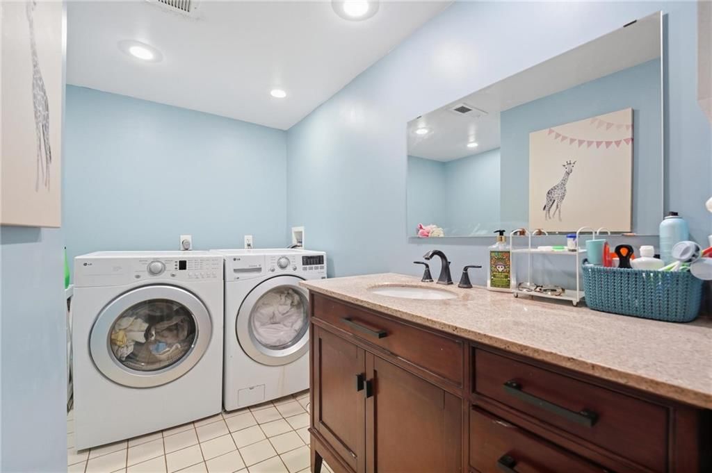 Photo 27 of 53 - 11811 E 53 Street, Kansas City, MO 64133