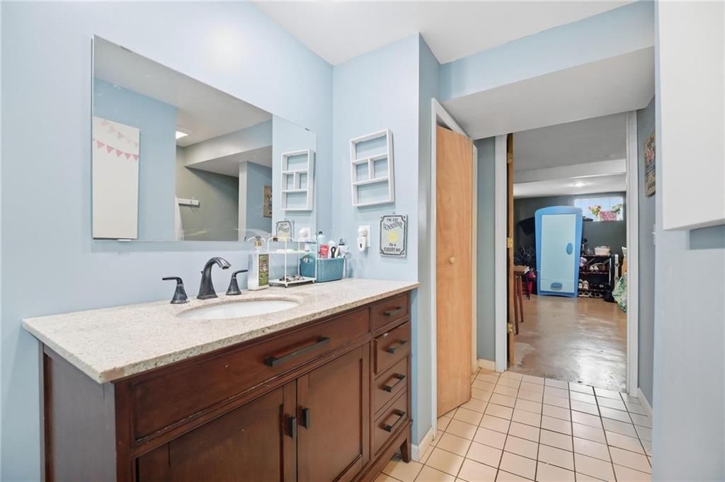 Photo 30 of 53 - 11811 E 53 Street, Kansas City, MO 64133