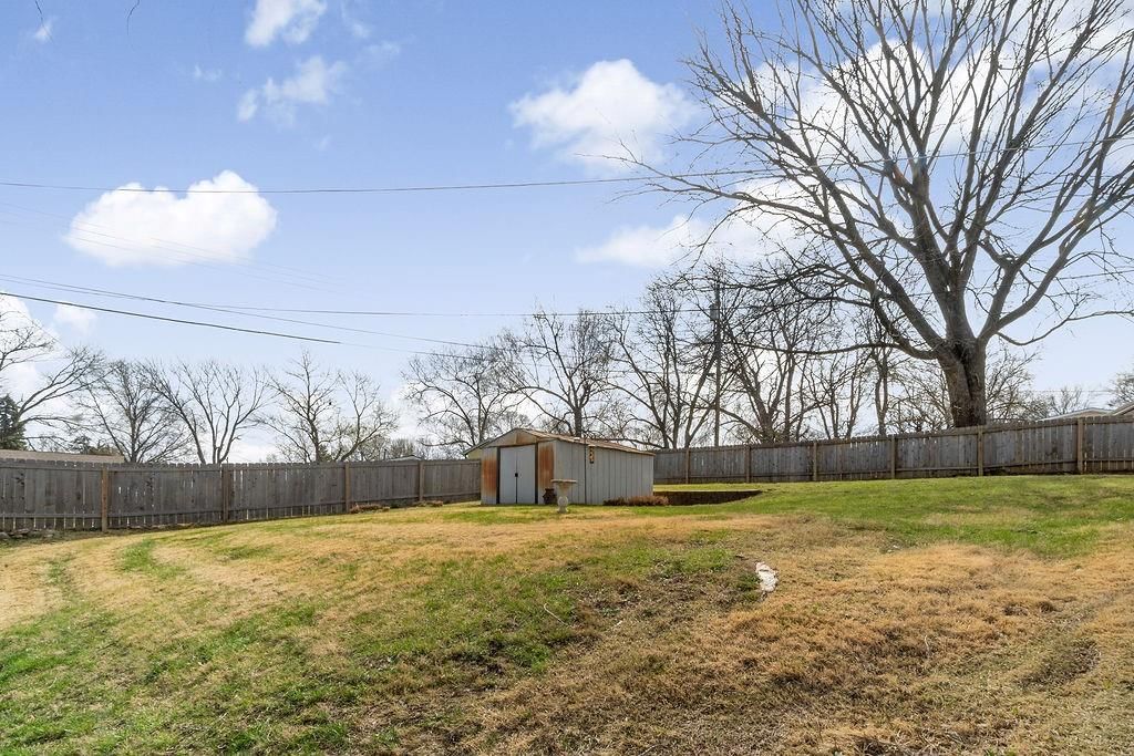 5613 N Euclid Avenue — photo 25