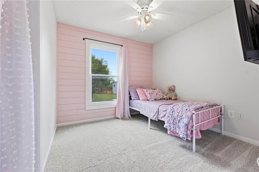 105 SE HARVARD Drive — photo 15