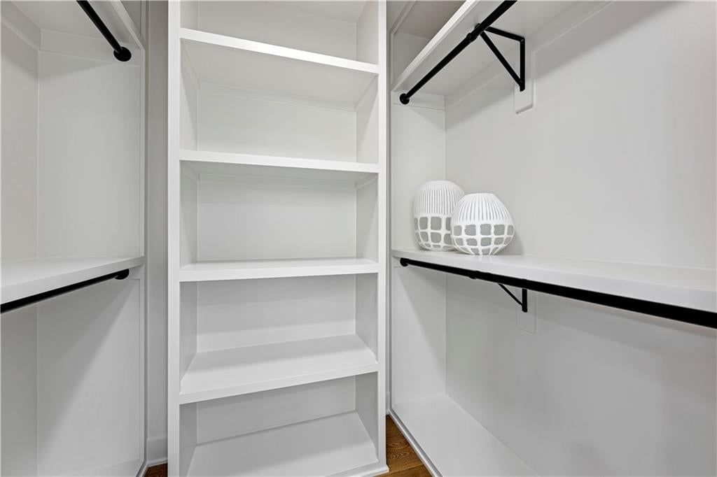 10104 Hemlock Drive — photo 29