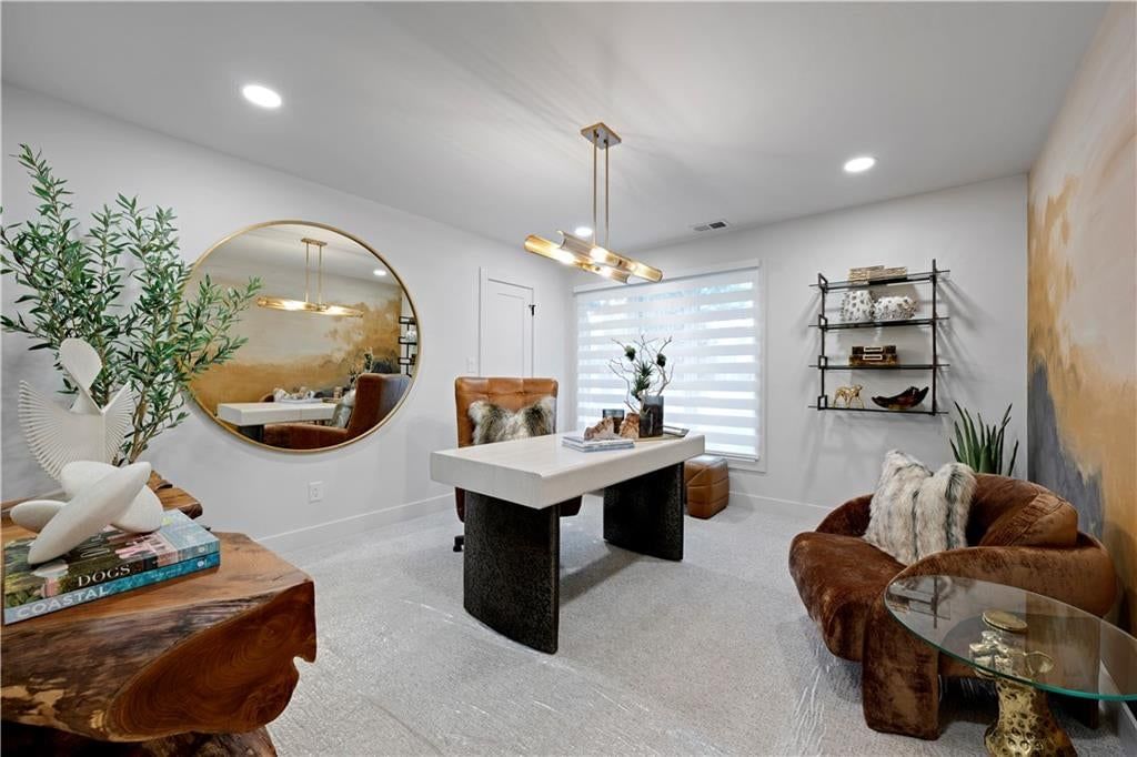 10104 Hemlock Drive — photo 36