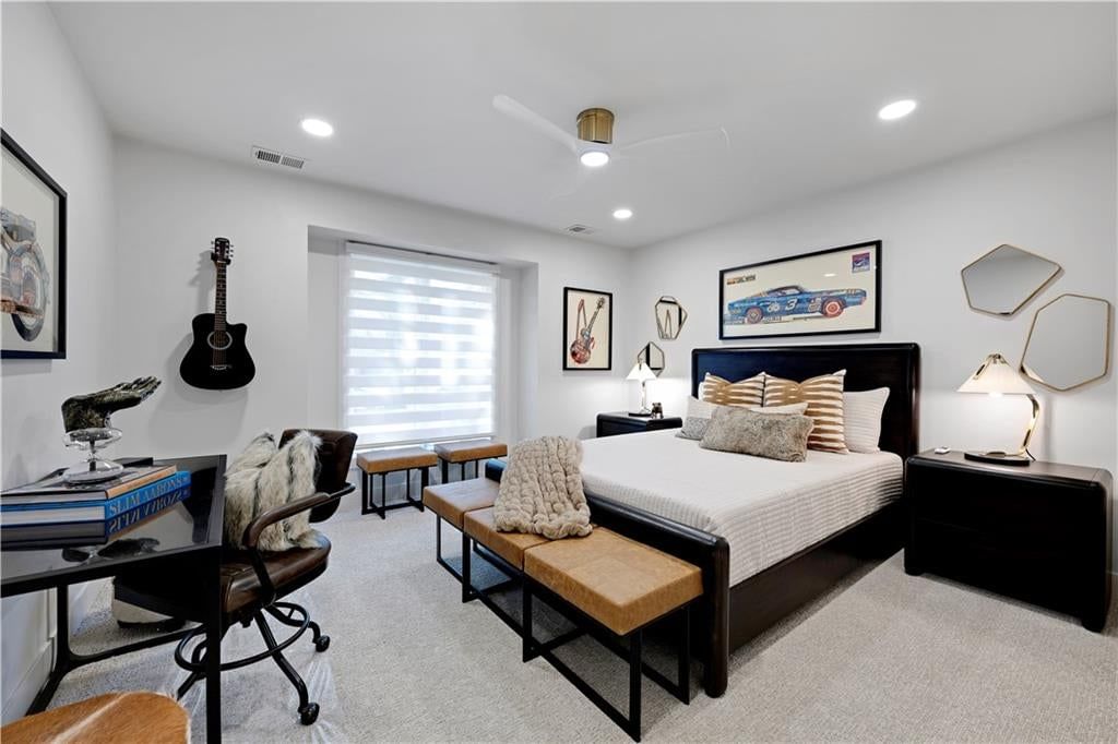10104 Hemlock Drive — photo 37