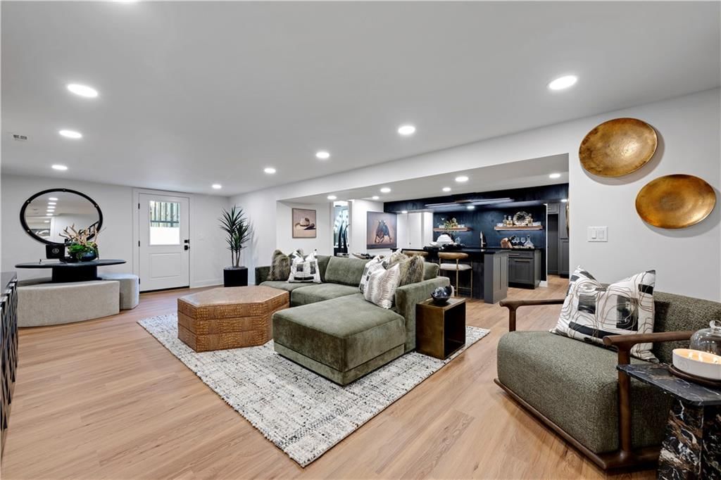 10104 Hemlock Drive — photo 45