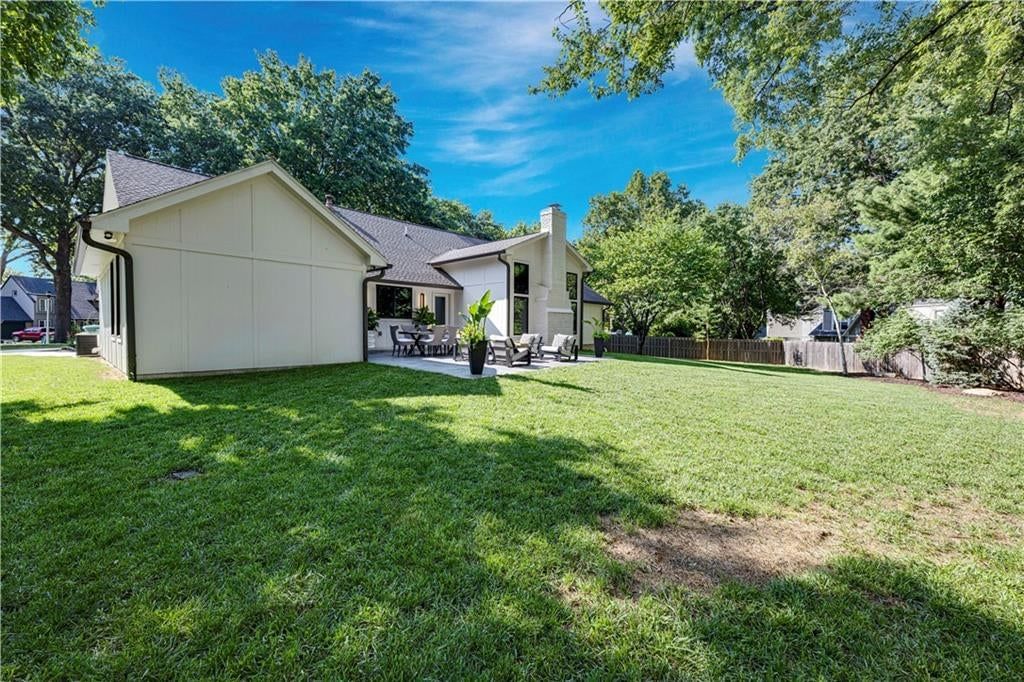 10104 Hemlock Drive — photo 63