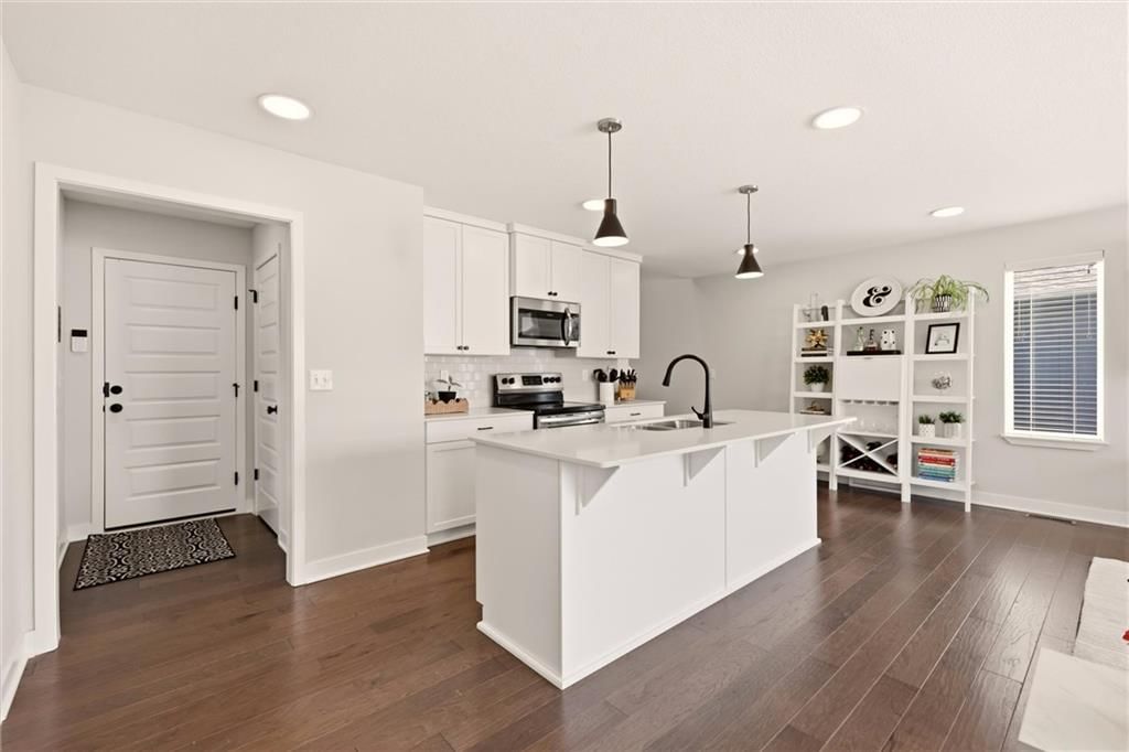8811 SW 9th Street — photo 12