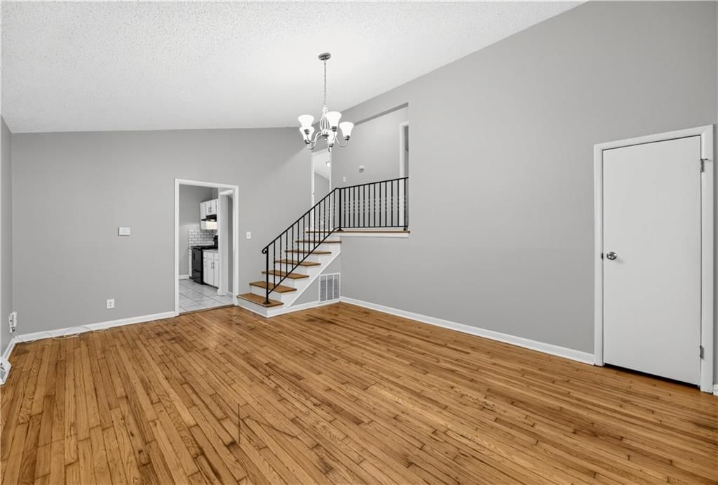 11209 Marsh Avenue — photo 7