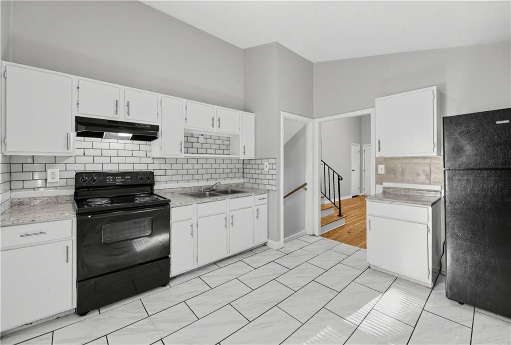 11209 Marsh Avenue — photo 9