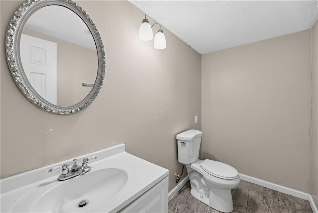 11209 Marsh Avenue — photo 20