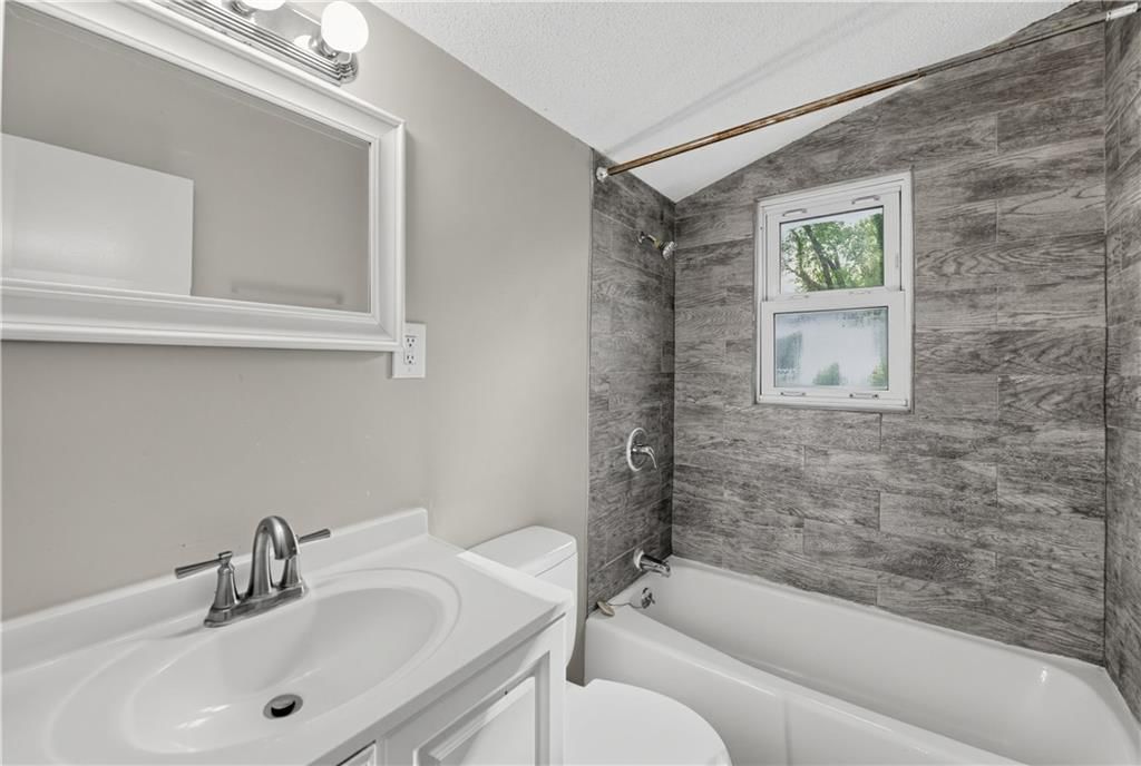 11209 Marsh Avenue — photo 21