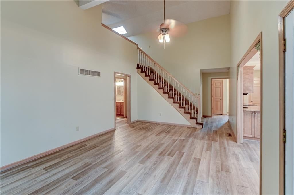 Photo 5 of 42, 1421 Birdseye Court, Blue Springs, MO 64015