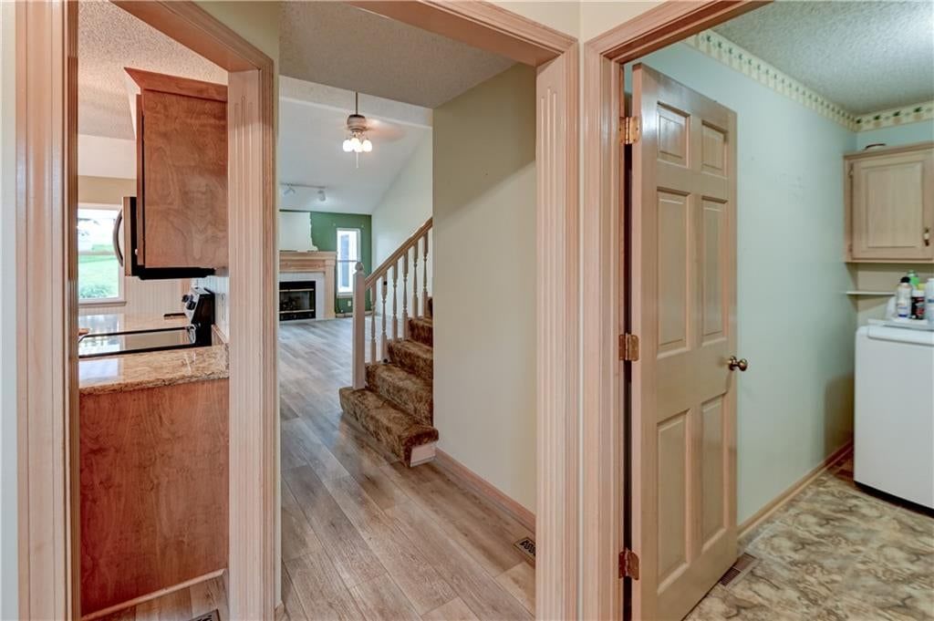 Photo 10 of 42 - 1421 Birdseye Court, Blue Springs, MO 64015
