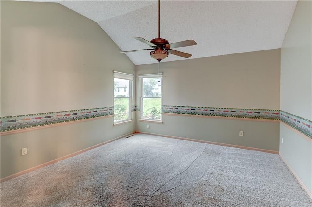 Photo 19 of 42 - 1421 Birdseye Court, Blue Springs, MO 64015