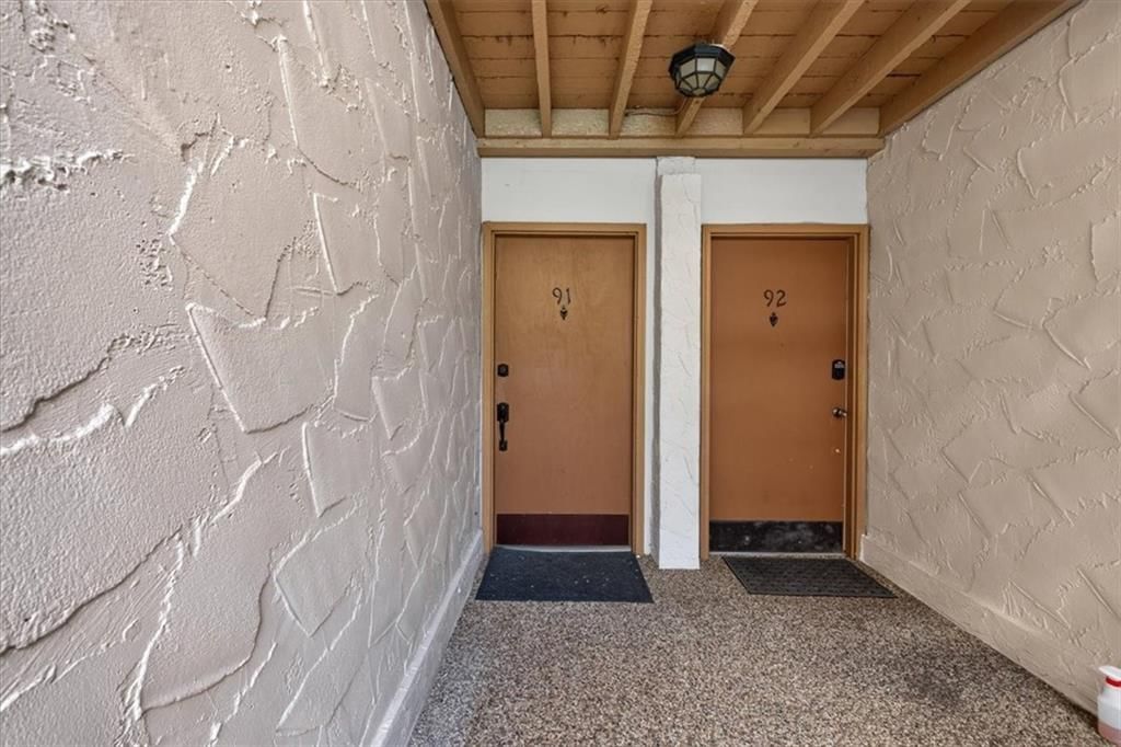 4727 Jarboe Street — photo 6