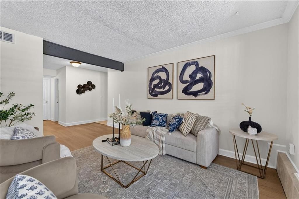 4727 Jarboe Street — photo 11