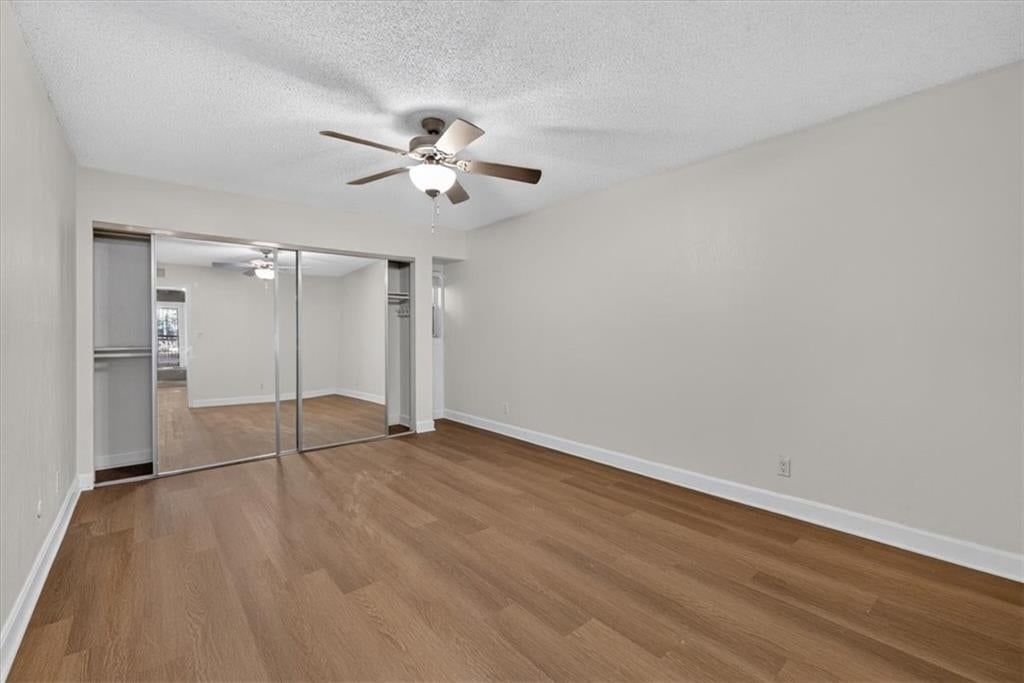 4727 Jarboe Street — photo 26