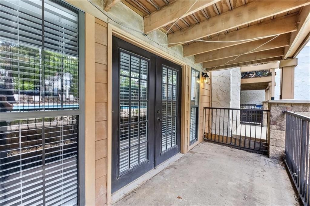 4727 Jarboe Street — photo 38