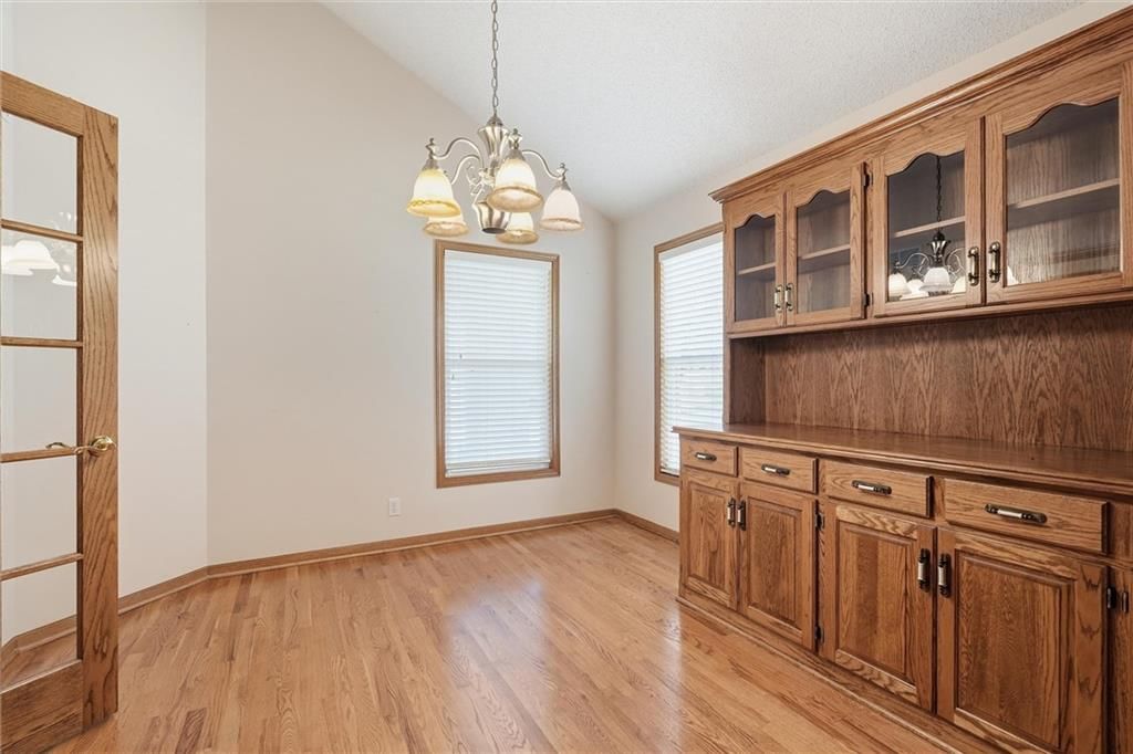 7907 N Cherry Street — photo 3