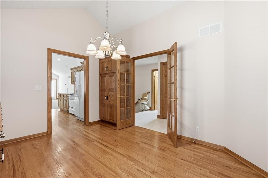 7907 N Cherry Street — photo 4