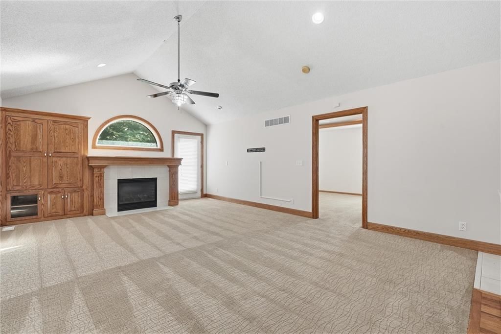 7907 N Cherry Street — photo 11