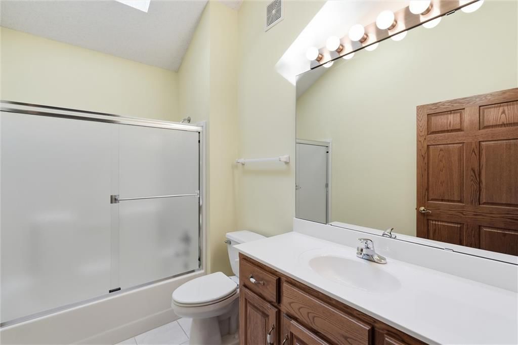 7907 N Cherry Street — photo 18