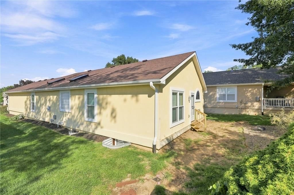 7907 N Cherry Street — photo 26