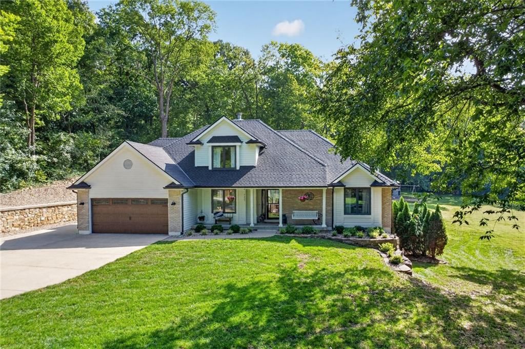 7355 NW Brightwell Road, Parkville, MO
