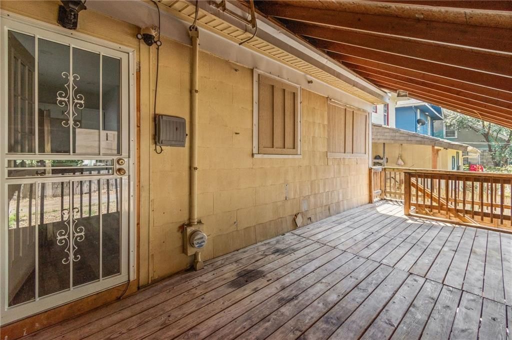 330 Jackson Avenue — photo 28