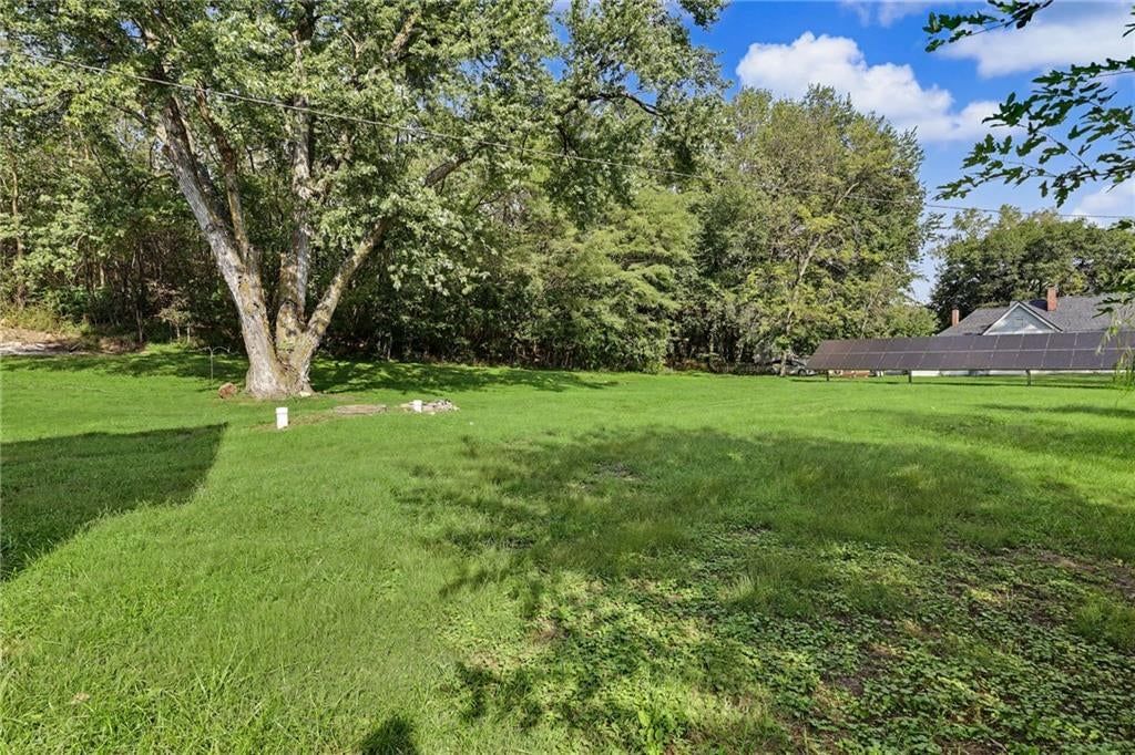 Photo 11 of 43 - 23460 Interurban Road, Dearborn, MO 64439