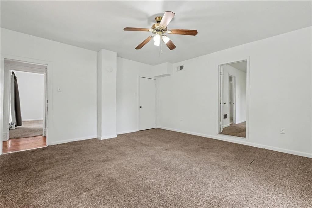 Photo 16 of 43 - 23460 Interurban Road, Dearborn, MO 64439