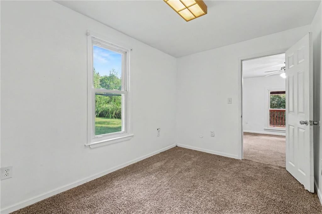 Photo 19 of 43 - 23460 Interurban Road, Dearborn, MO 64439