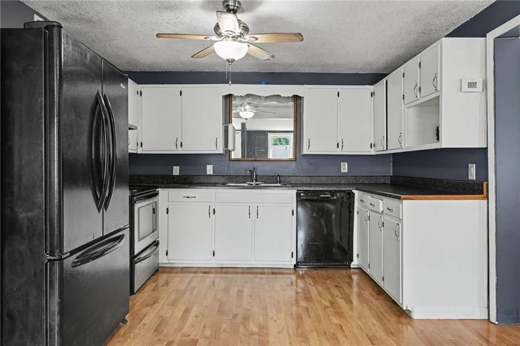Photo 30 of 43 - 23460 Interurban Road, Dearborn, MO 64439