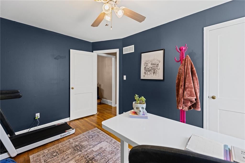 2711 S Scott Avenue — photo 11