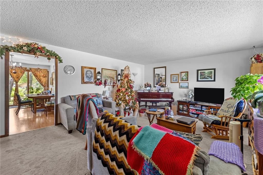128 N Robey Street — photo 5