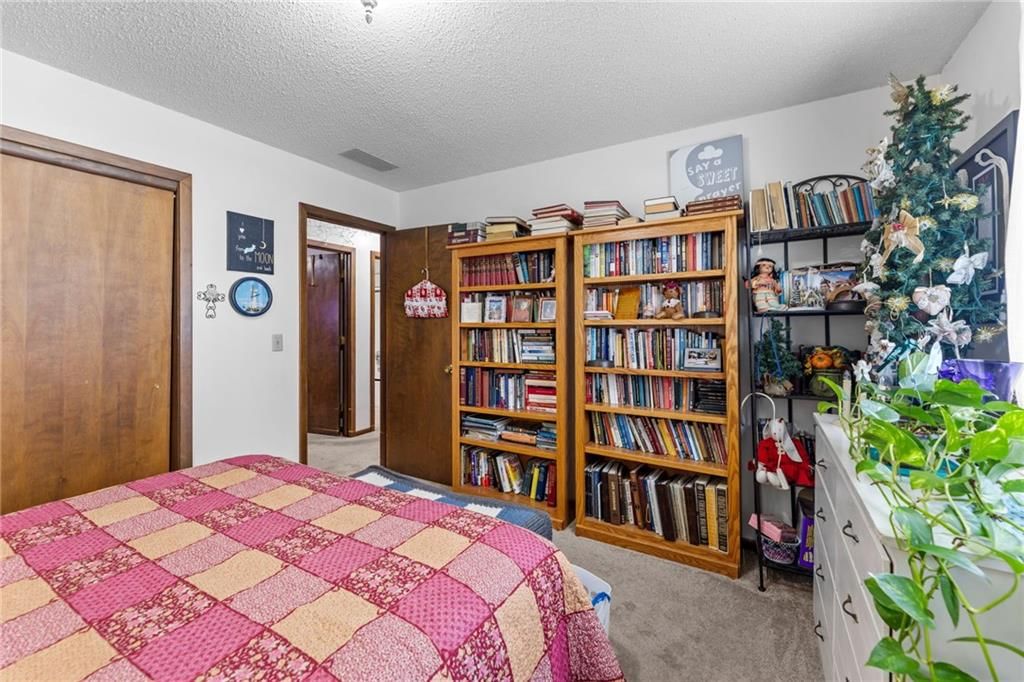 128 N Robey Street — photo 20