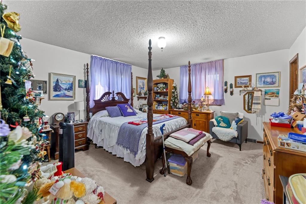 128 N Robey Street — photo 21