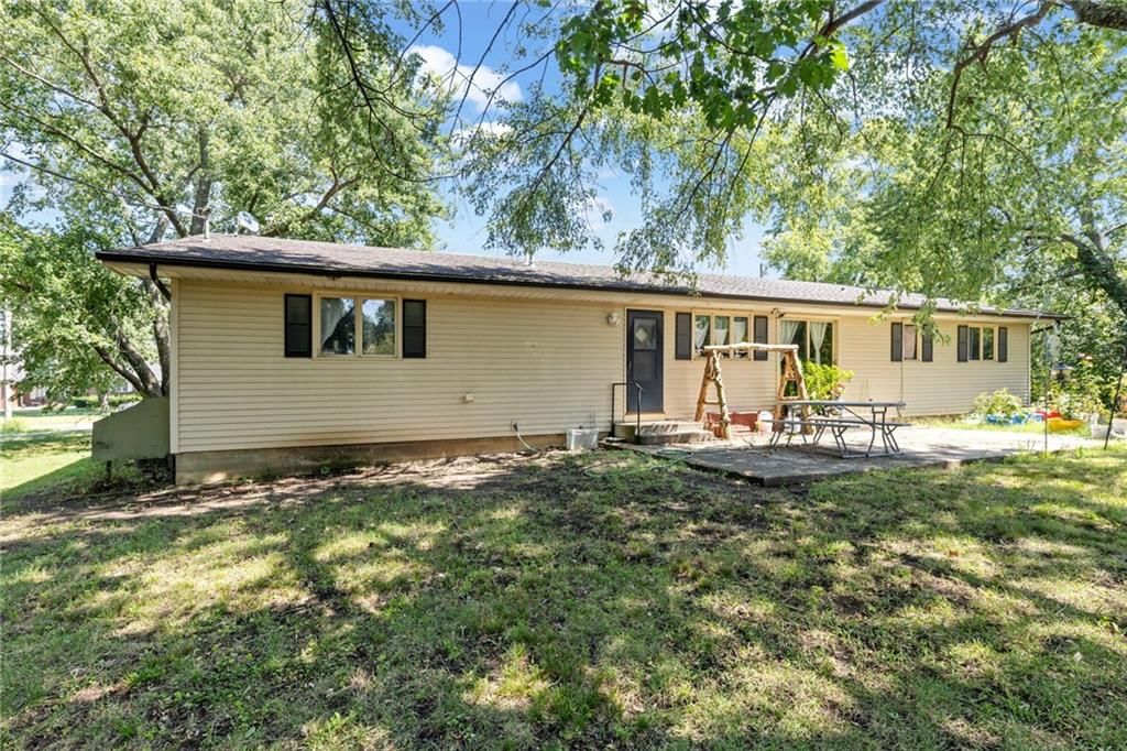 128 N Robey Street — photo 27