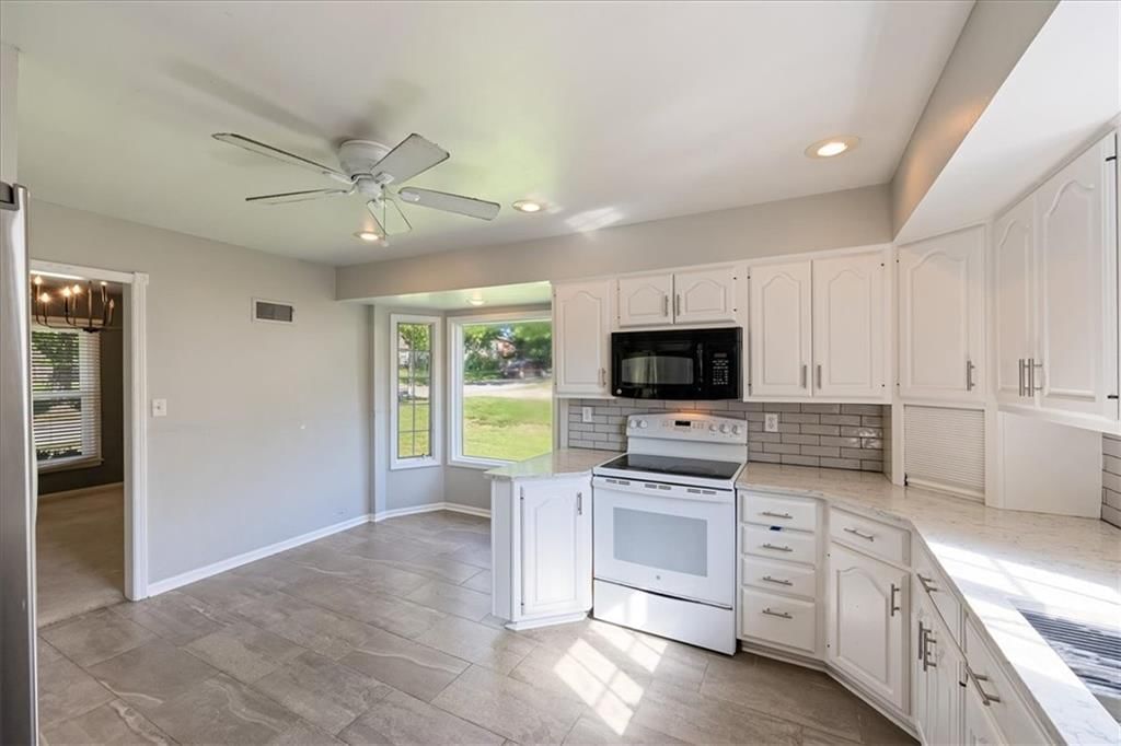 10543 Monroe Avenue, Kansas City, MO
