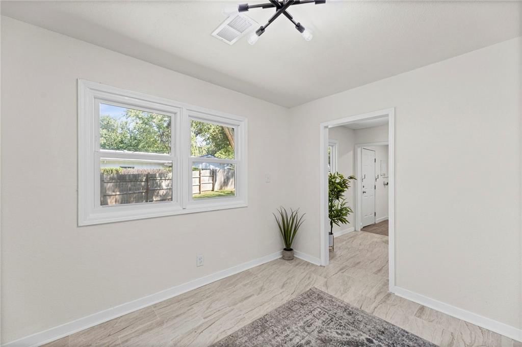 6120 Oakland Avenue — photo 11