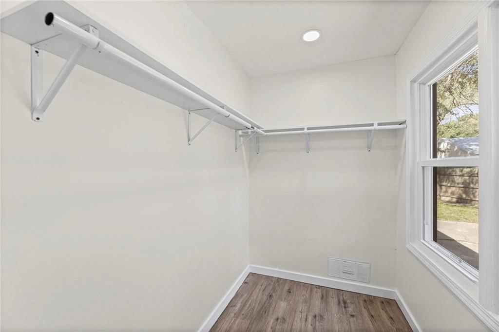 6120 Oakland Avenue — photo 22
