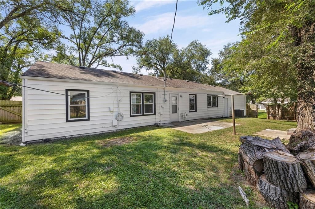6120 Oakland Avenue — photo 26