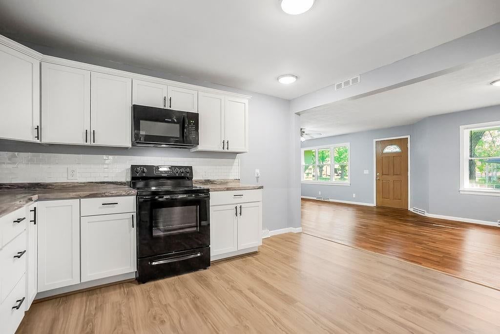 206 N Water Street — photo 6