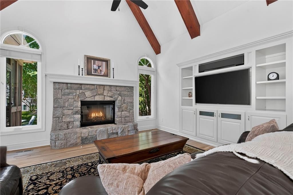 16624 Rosewood Street — photo 8