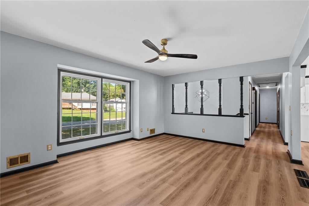 6809 Lakeshore Drive — photo 2