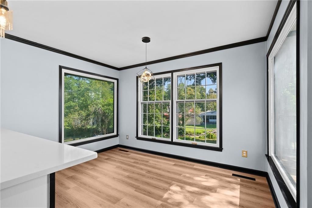 6809 Lakeshore Drive — photo 7