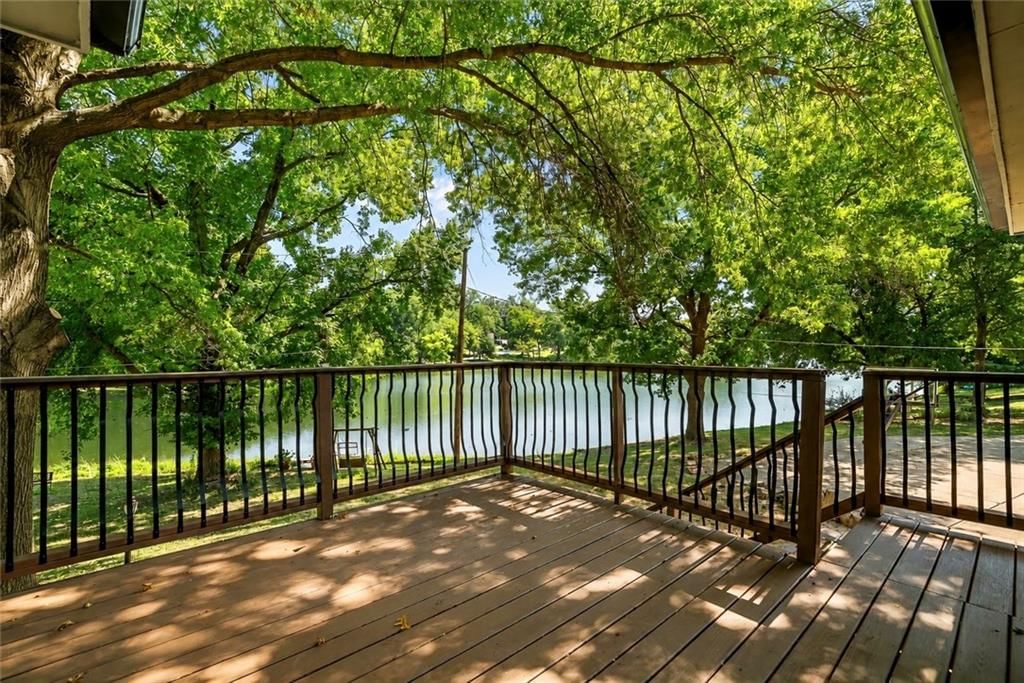 6809 Lakeshore Drive — photo 26