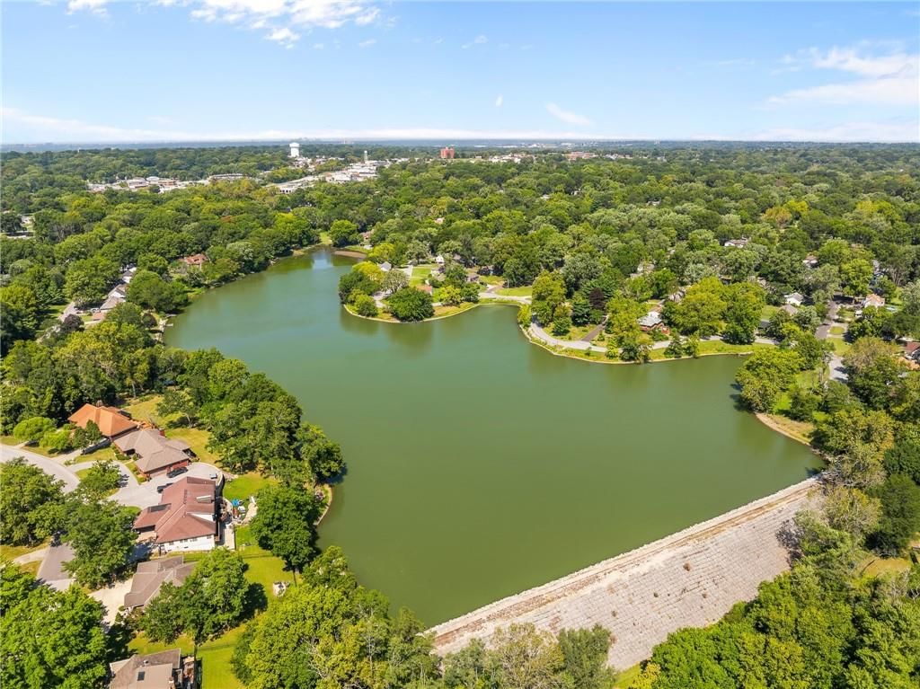 6809 Lakeshore Drive — photo 35