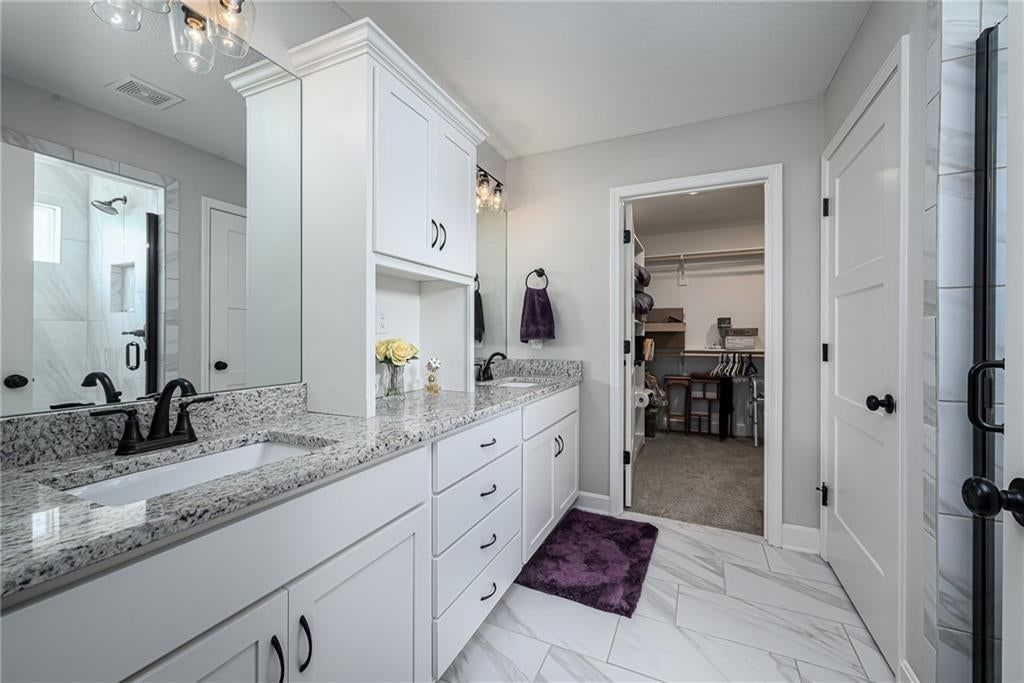 4712 Redwood Street — photo 14